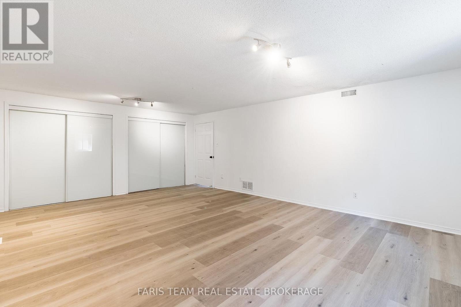 62 Woodcrest Road, Barrie, Ontario  L4N 2V5 - Photo 33 - S12949084