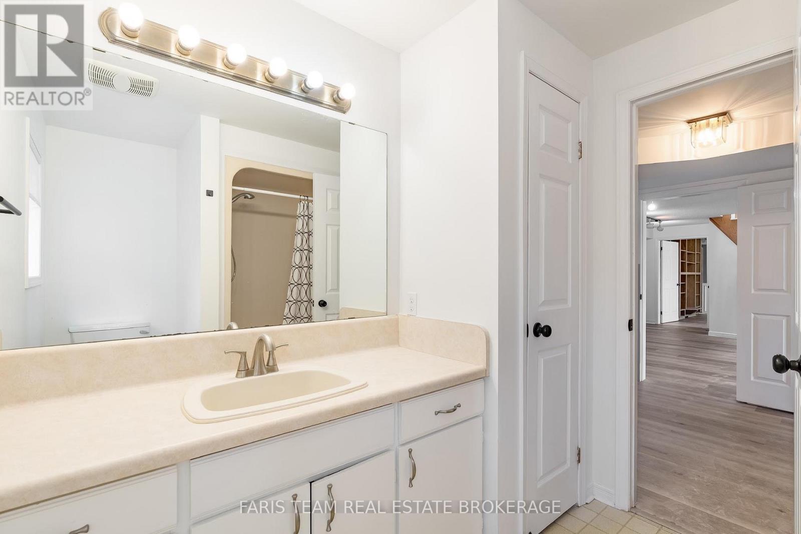 62 Woodcrest Road, Barrie, Ontario  L4N 2V5 - Photo 36 - S12949084