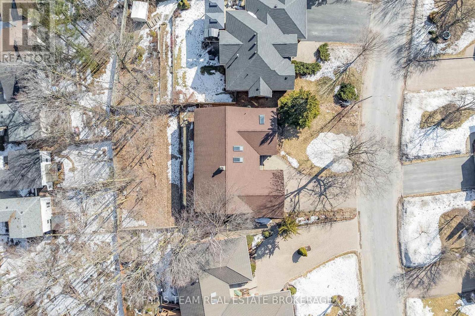 62 Woodcrest Road, Barrie, Ontario  L4N 2V5 - Photo 45 - S12949084