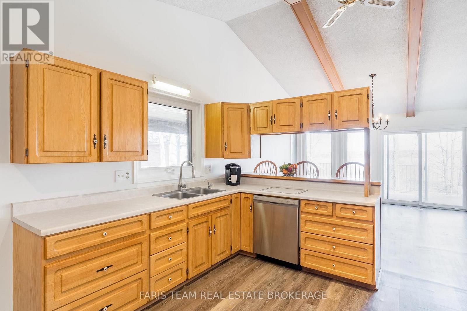 62 Woodcrest Road, Barrie, Ontario  L4N 2V5 - Photo 5 - S12949084