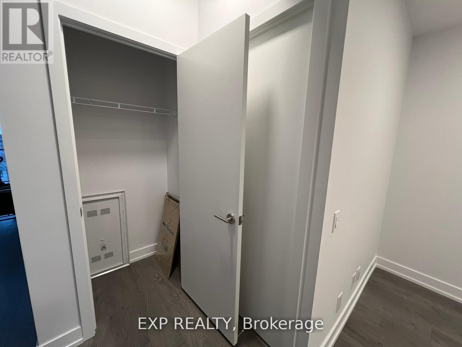 711 - 215 Veterans Drive, Brampton, Ontario  L7A 0B6 - Photo 6 - W12949062