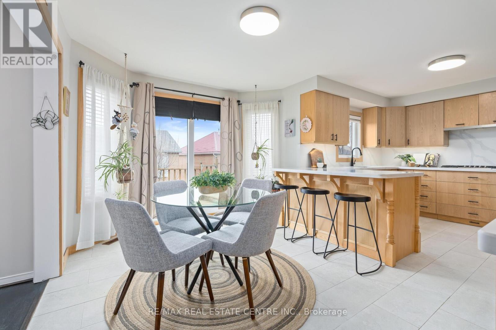 1169 Ewing Crescent, Mississauga, Ontario  L5V 1C1 - Photo 10 - W12949064