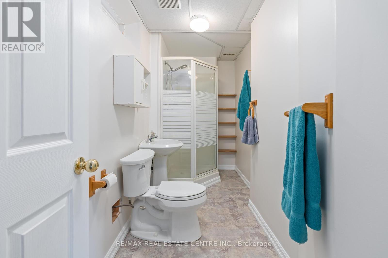 1169 Ewing Crescent, Mississauga, Ontario  L5V 1C1 - Photo 32 - W12949064