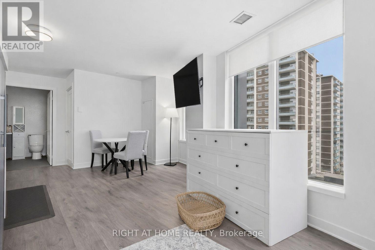 508 - 575 Bloor Street E, Toronto, Ontario  M4W 0B2 - Photo 10 - C12948604