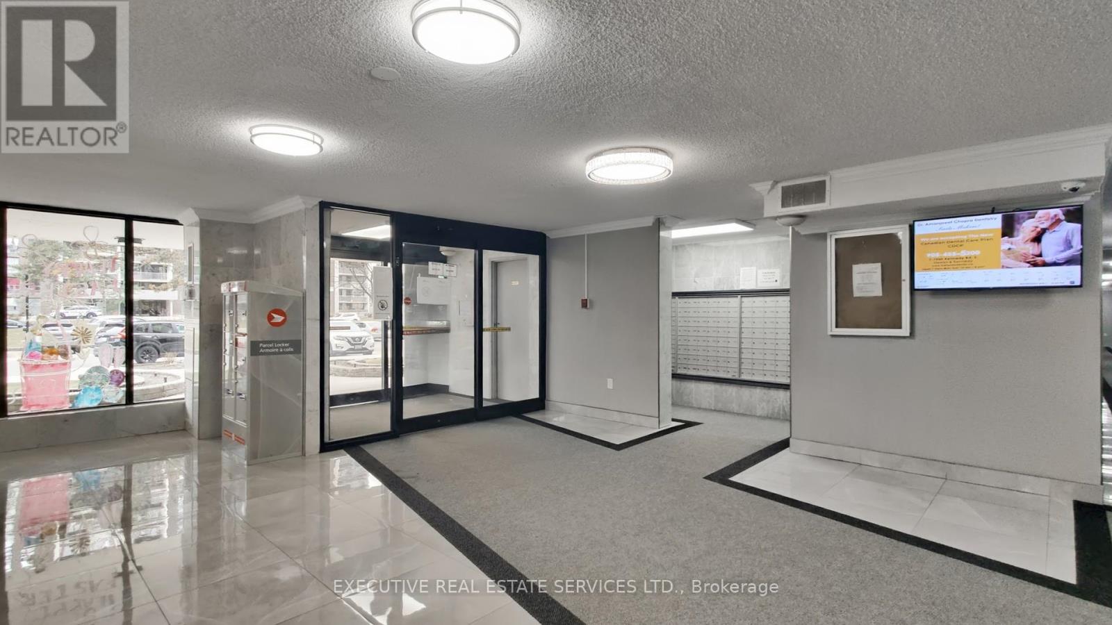 1512 - 4 Kings Cross Road, Brampton, Ontario  L6T 3X8 - Photo 6 - W12942840