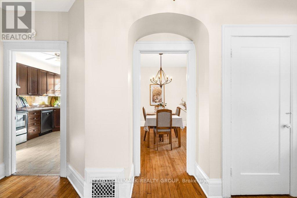 386-388 First Avenue, Ottawa, Ontario  K1S 2H1 - Photo 28 - X12816362