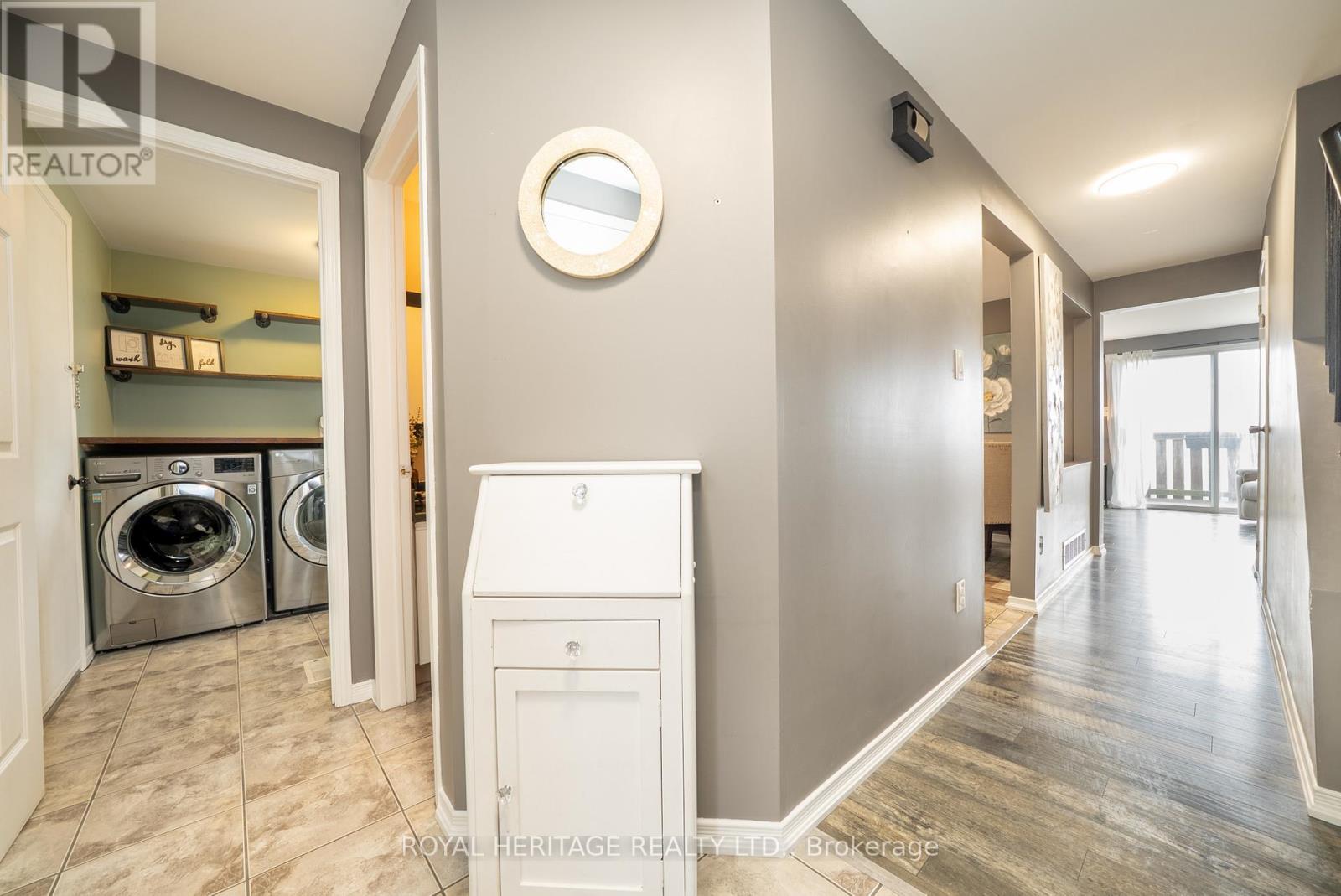 49 Browning Trail, Barrie, Ontario  L4N 5A5 - Photo 11 - S12949122