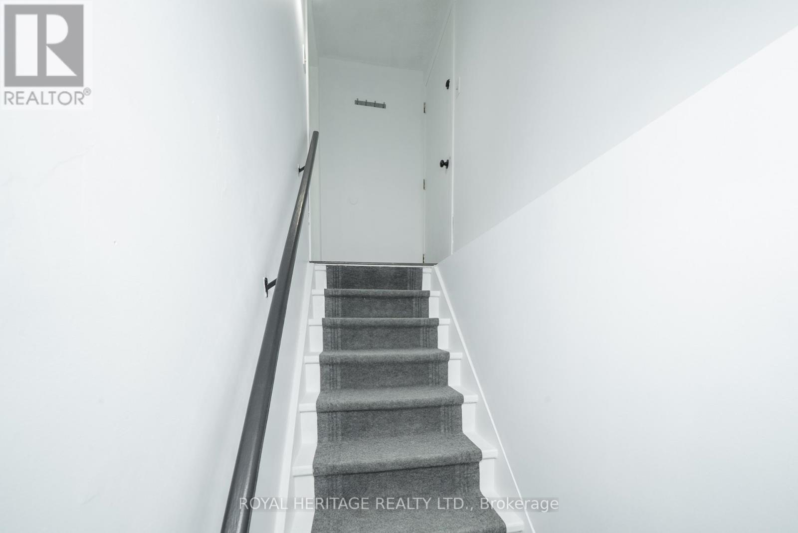 49 Browning Trail, Barrie, Ontario  L4N 5A5 - Photo 26 - S12949122