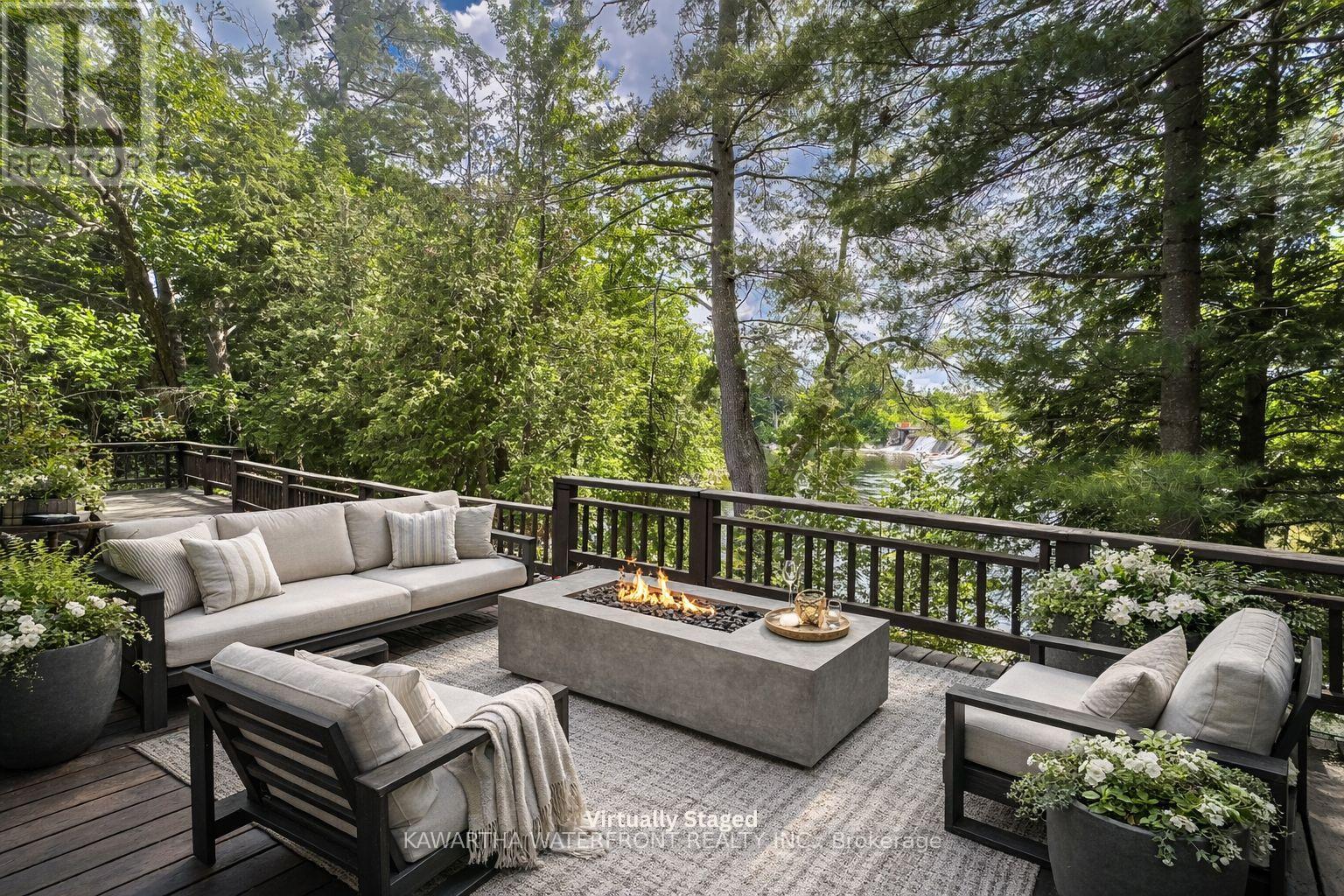 25 Government Dock Road, Kawartha Lakes, Ontario  K0M 2L0 - Photo 4 - X12949142