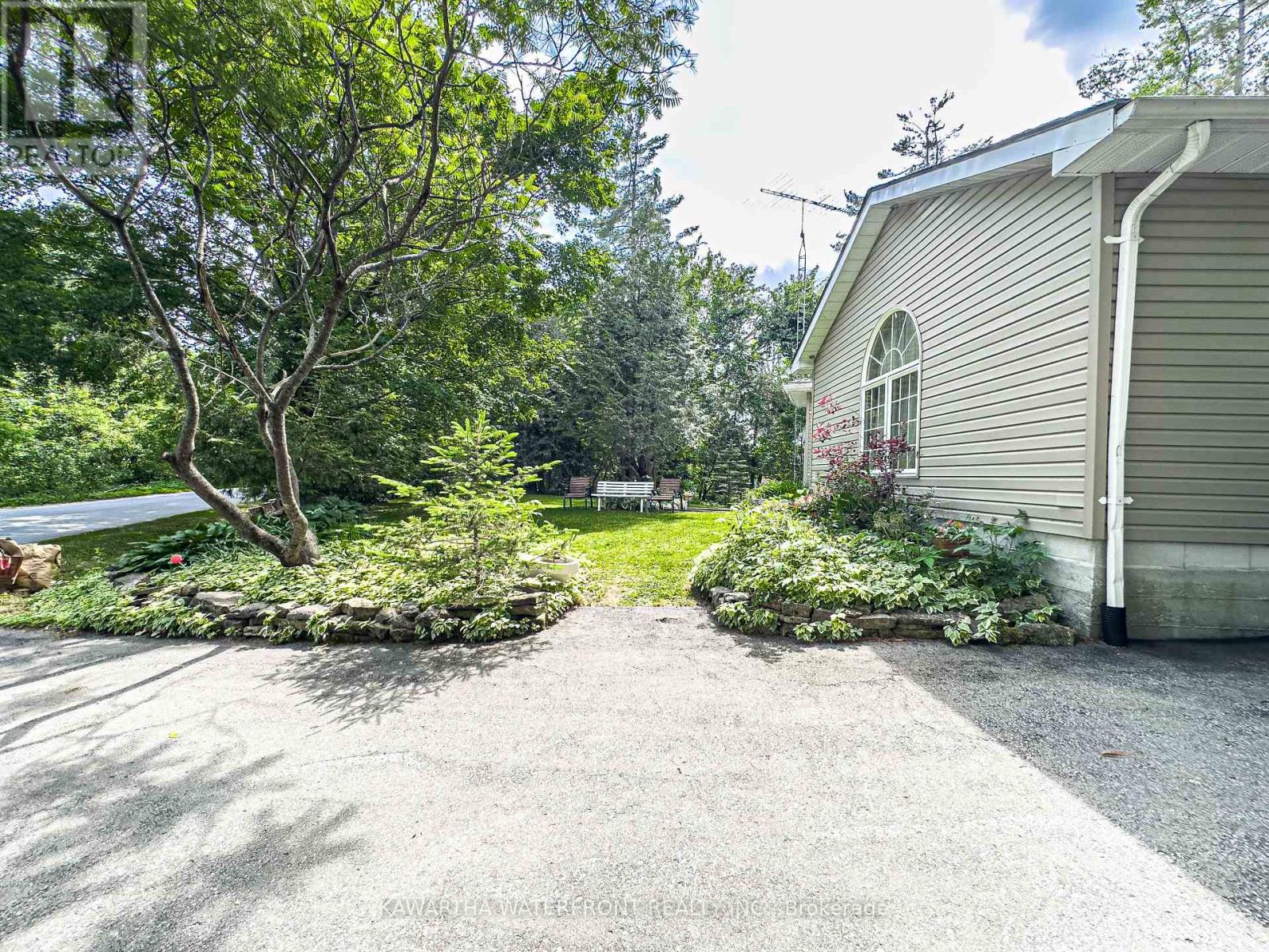 25 Government Dock Road, Kawartha Lakes, Ontario  K0M 2L0 - Photo 9 - X12949142