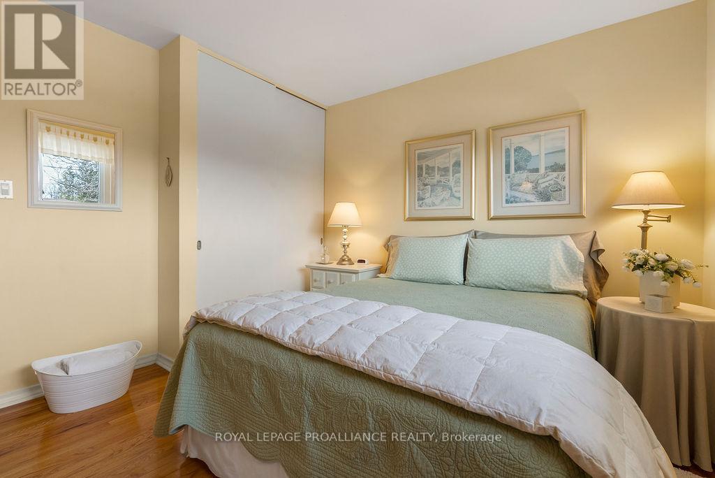 38 Greenfield Park, Belleville, Ontario  K0K 1V0 - Photo 24 - X12949144