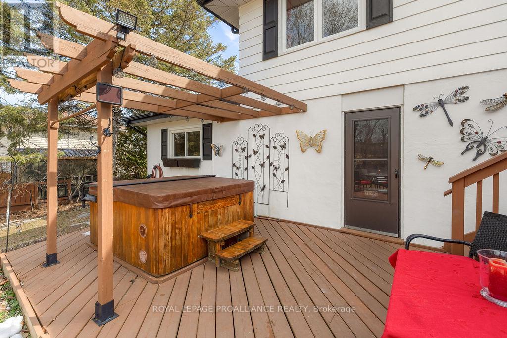 38 Greenfield Park, Belleville, Ontario  K0K 1V0 - Photo 38 - X12949144