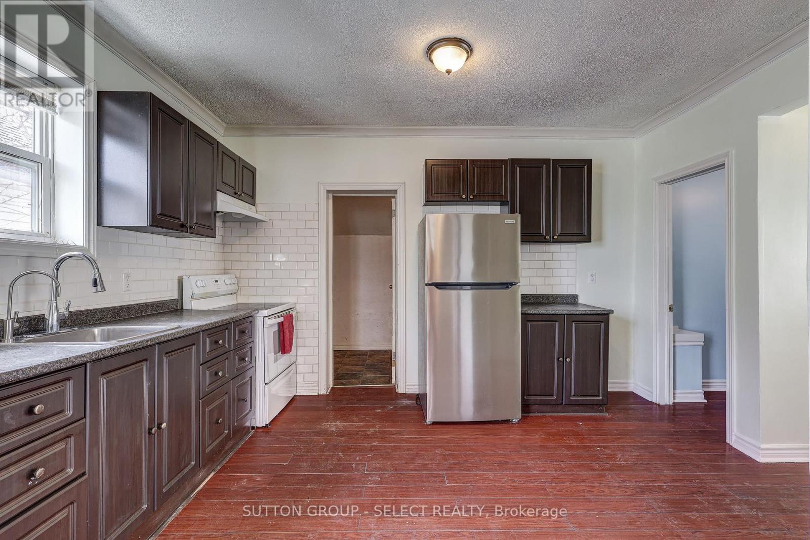 471 Burbrook Place, London East, Ontario  N5W 4B5 - Photo 11 - X12949124