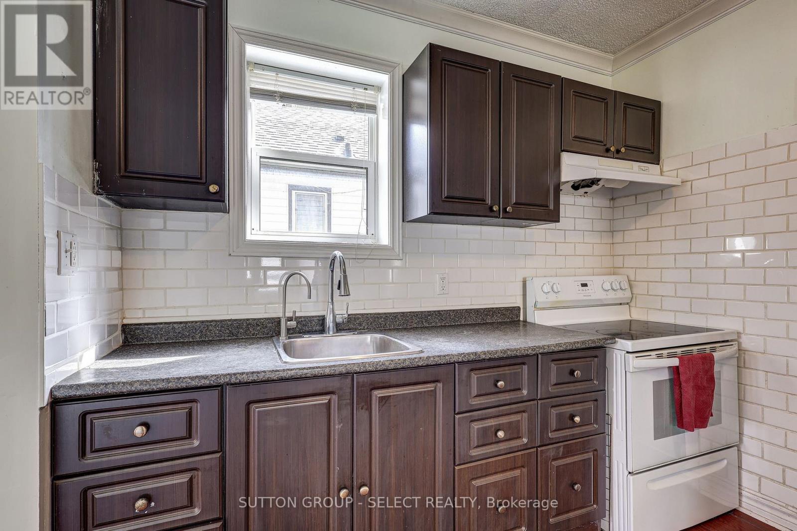 471 Burbrook Place, London East, Ontario  N5W 4B5 - Photo 13 - X12949124