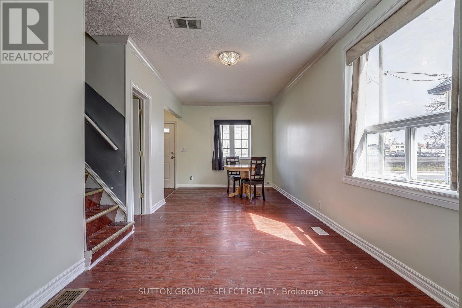 471 Burbrook Place, London East, Ontario  N5W 4B5 - Photo 5 - X12949124