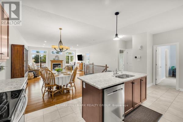 108 Blackhorse Drive, North Grenville, Ontario  K0G 1J0 - Photo 12 - X12949154