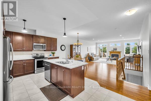108 Blackhorse Drive, North Grenville, Ontario  K0G 1J0 - Photo 4 - X12949154