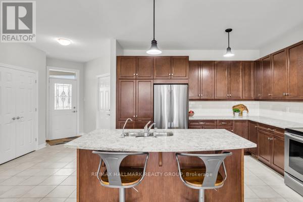 108 Blackhorse Drive, North Grenville, Ontario  K0G 1J0 - Photo 7 - X12949154
