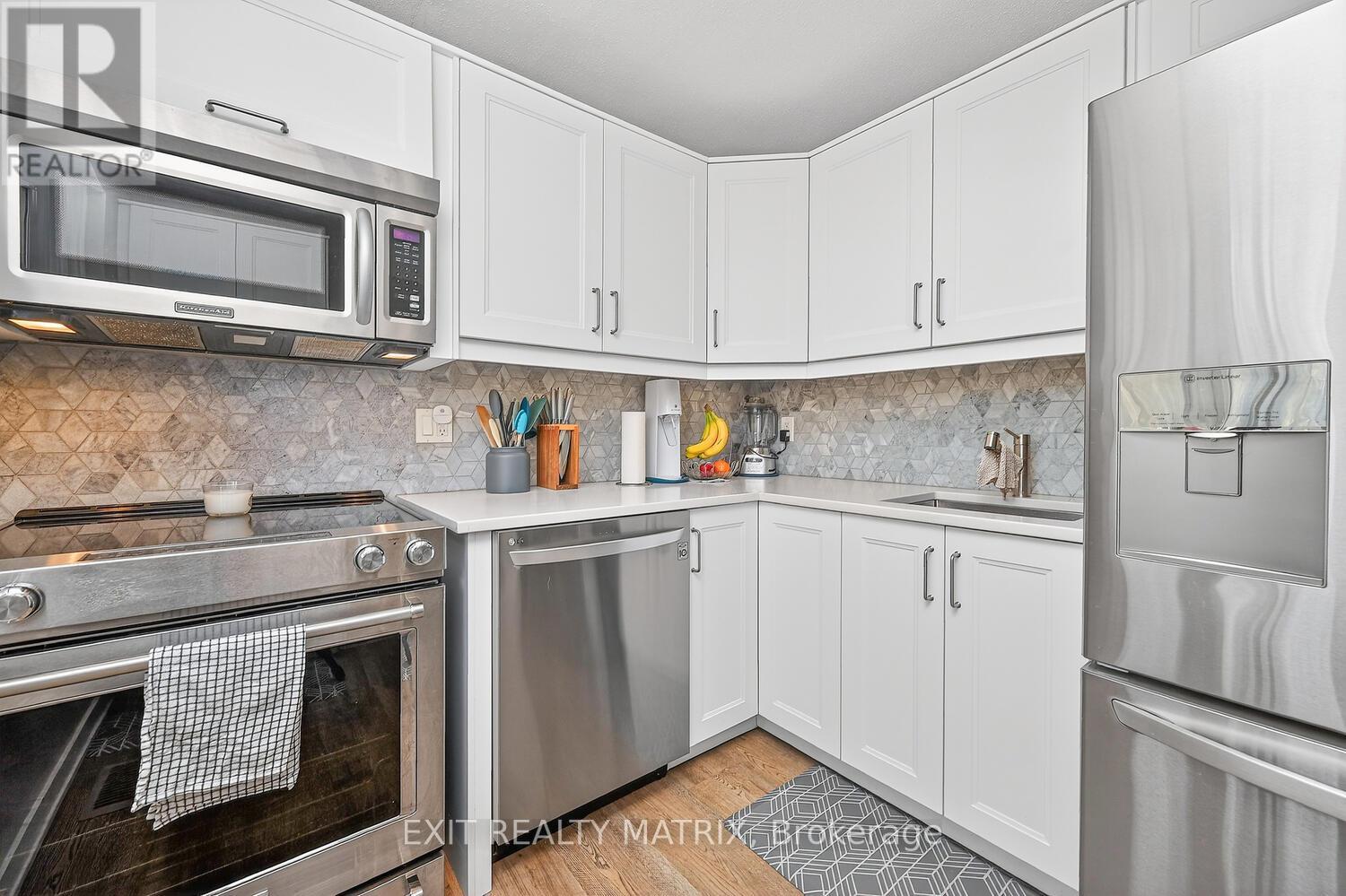 F - 1777 Lamoureux Drive, Ottawa, Ontario  K1E 2N5 - Photo 8 - X12949160