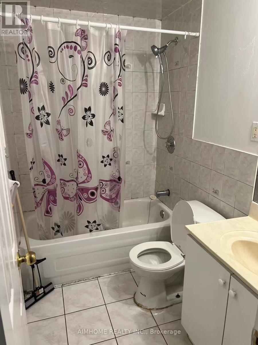 Unit1 - 35 Mcdairmid Road, Toronto, Ontario  M1S 1Z5 - Photo 2 - E12949126