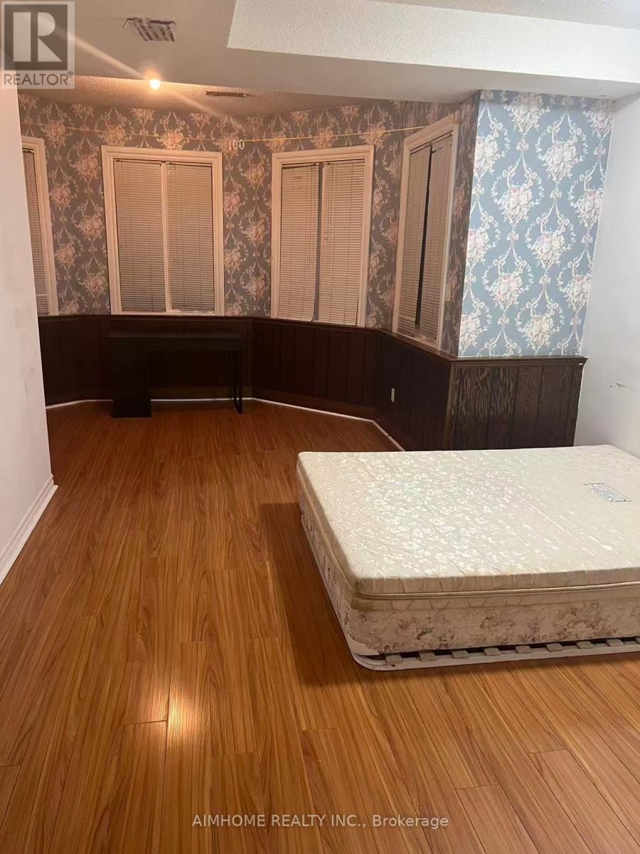 Unit1 - 35 Mcdairmid Road, Toronto, Ontario  M1S 1Z5 - Photo 5 - E12949126