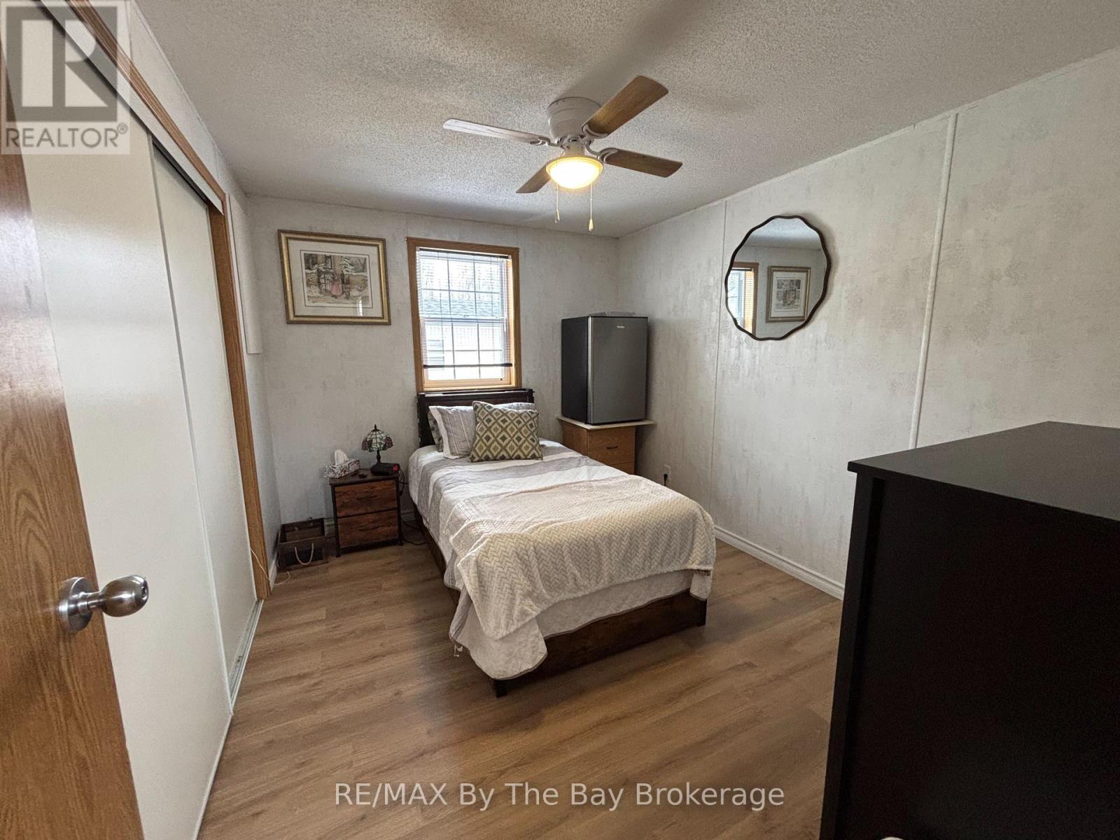 4117 Elaine Street, Severn, Ontario  L3V 6H4 - Photo 17 - S12949136