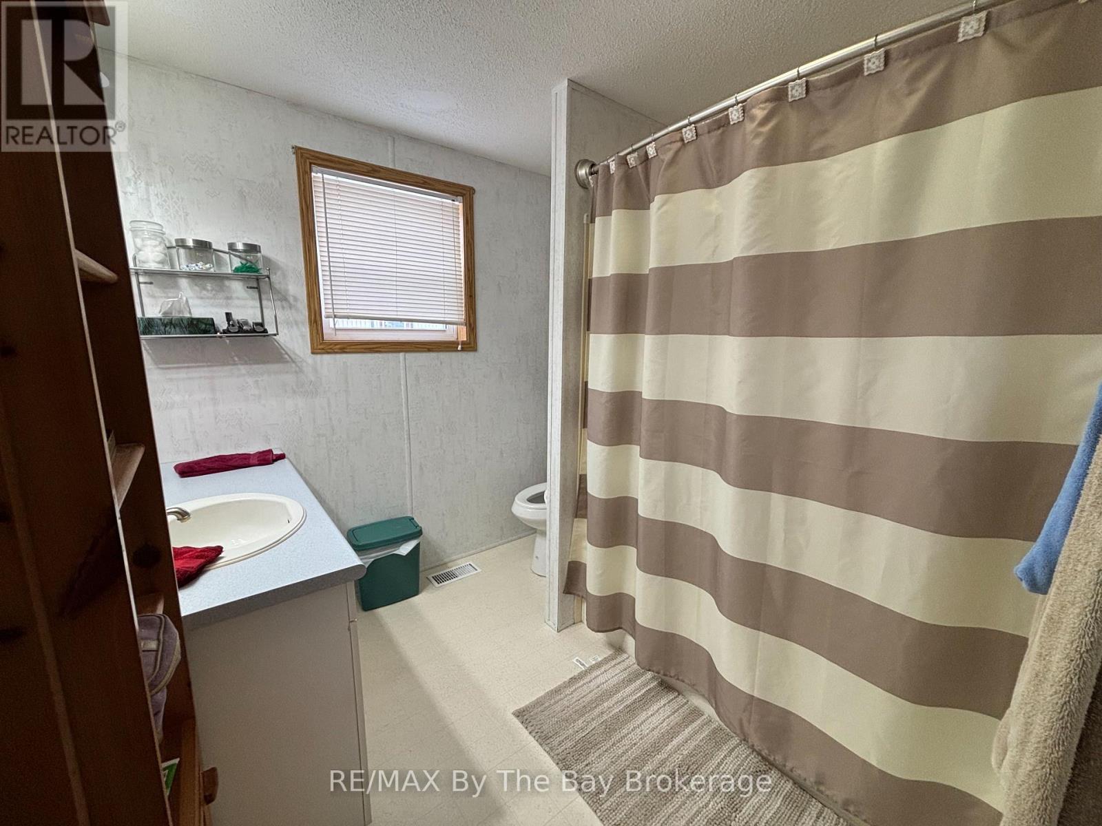 4117 Elaine Street, Severn, Ontario  L3V 6H4 - Photo 21 - S12949136