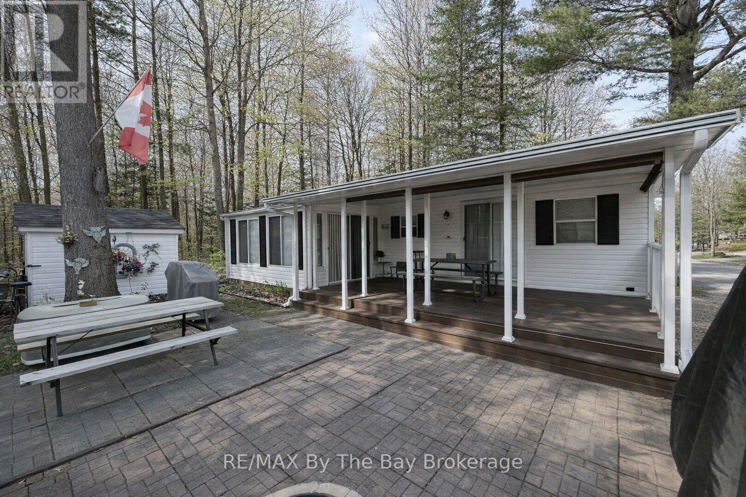 68 - 85 THEME PARK DRIVE, Wasaga Beach, Ontario