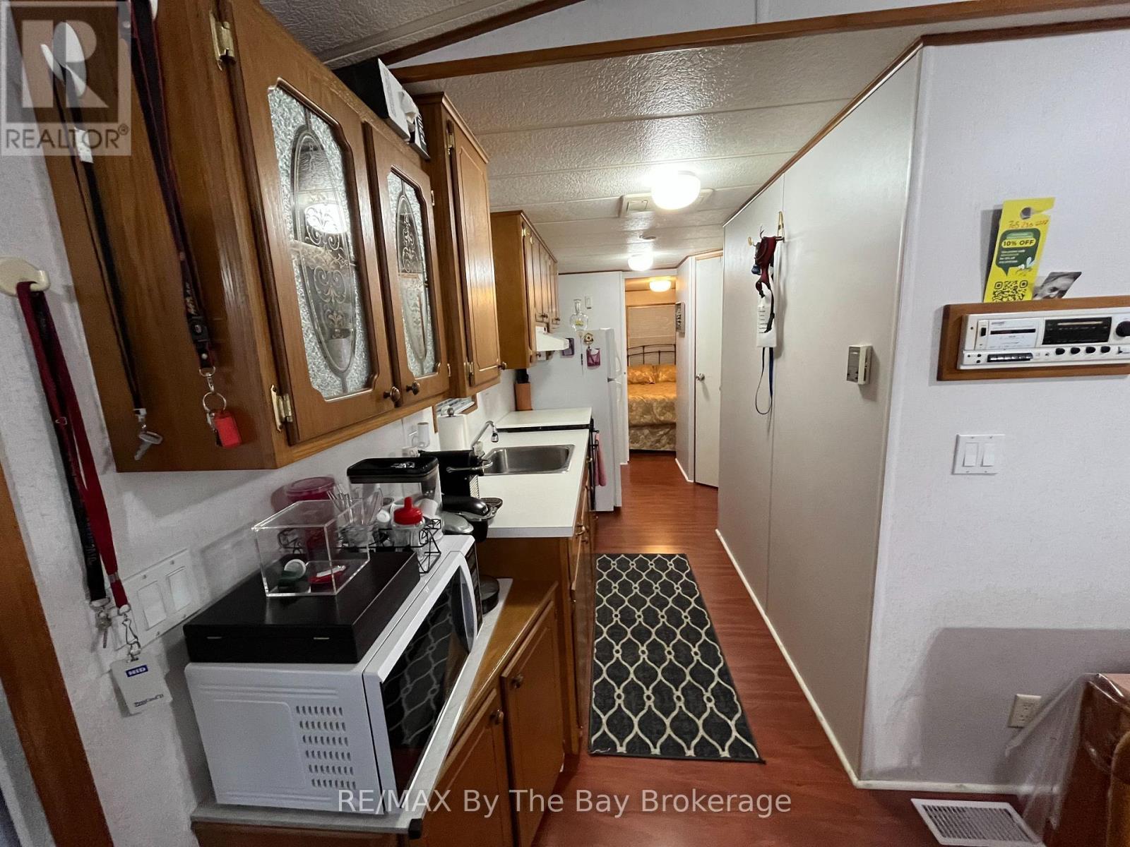 68 - 85 Theme Park Drive, Wasaga Beach, Ontario  L9Z 1X7 - Photo 20 - S12949138