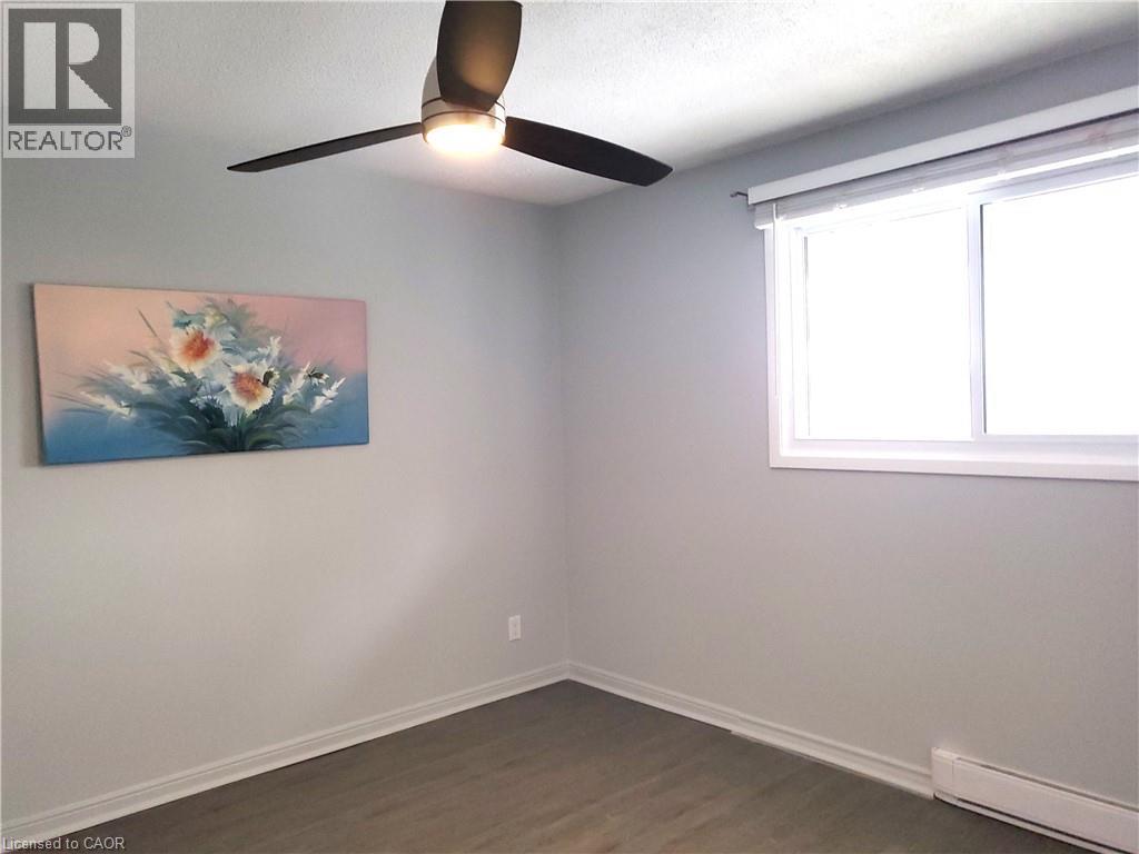 155 Chandler Drive Unit# 3, Kitchener, Ontario  N2E 1H1 - Photo 37 - 40817147