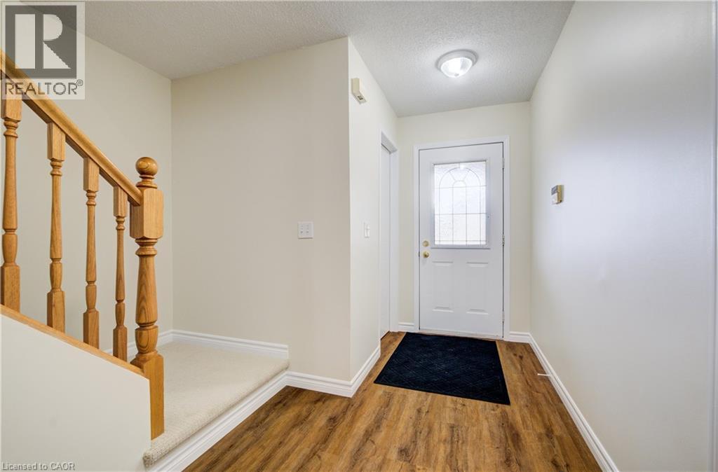 1 Ginger Court, Guelph, Ontario  N1G 4Z9 - Photo 4 - 40816271