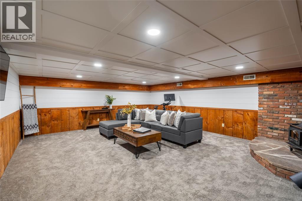 5252 Egremont Road, Plympton-Wyoming, Ontario  N0N 1E0 - Photo 31 - 26006742