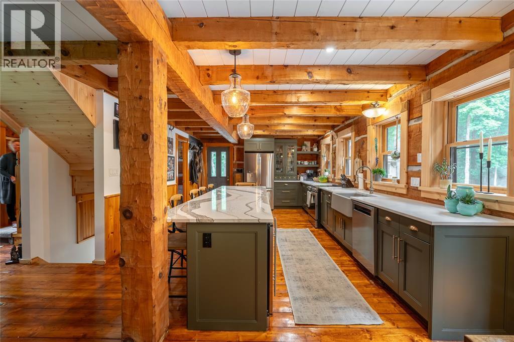 5252 Egremont Road, Plympton-Wyoming, Ontario  N0N 1E0 - Photo 6 - 26006742