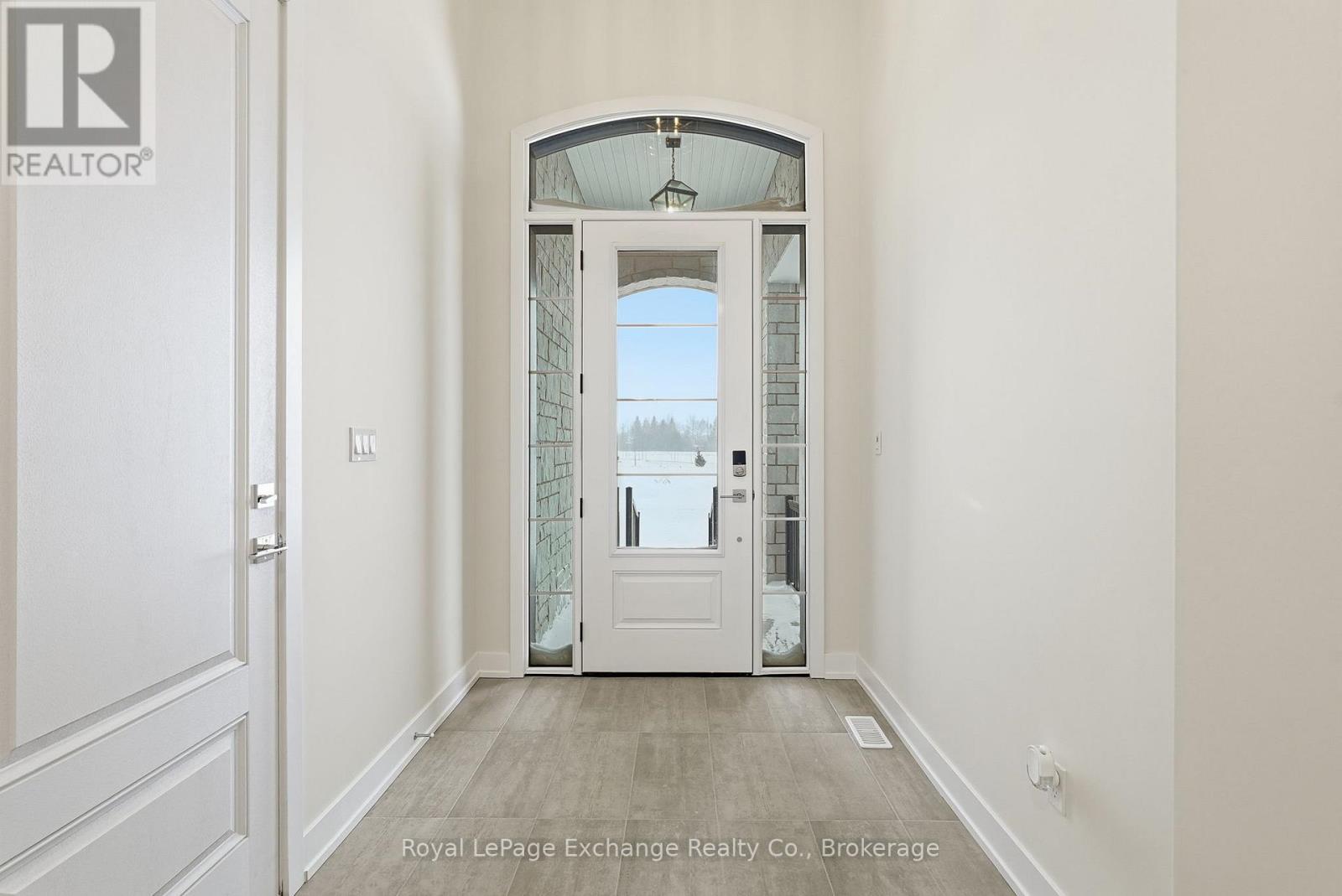 135 Inverness Street N, Kincardine, Ontario  N2Z 2Z4 - Photo 3 - X12949128