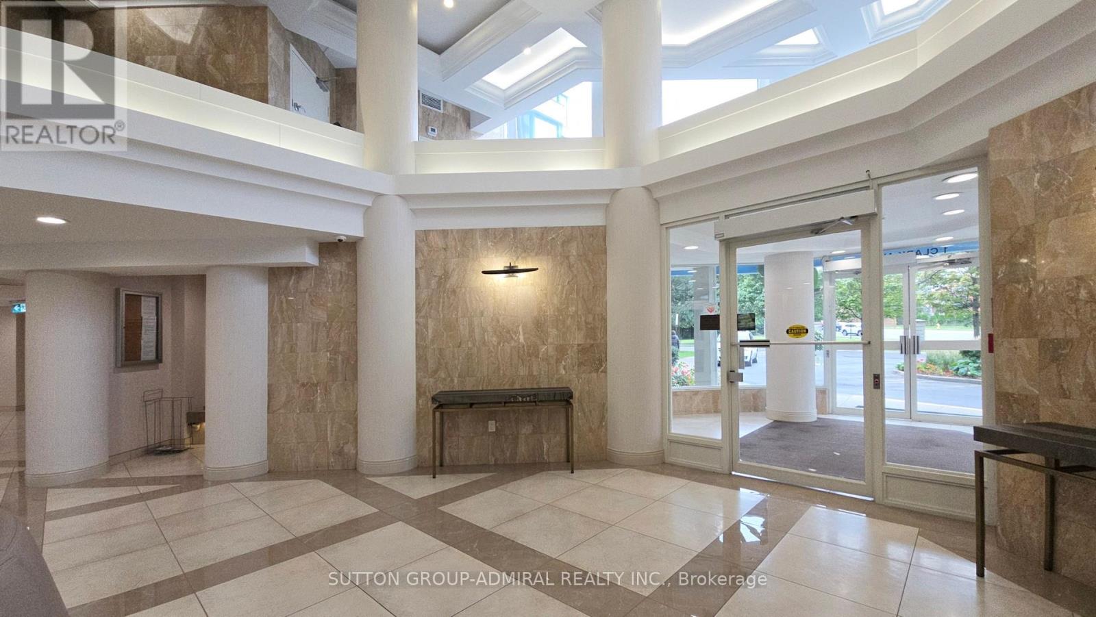 202 - 1 Clark Avenue W, Vaughan, Ontario  L4J 7Y6 - Photo 7 - N12949152