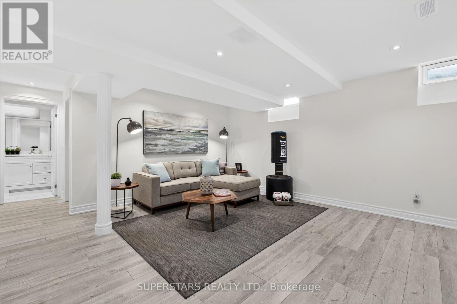 68 Albright Crescent, Richmond Hill, Ontario  L4E 4Z4 - Photo 36 - N12949158