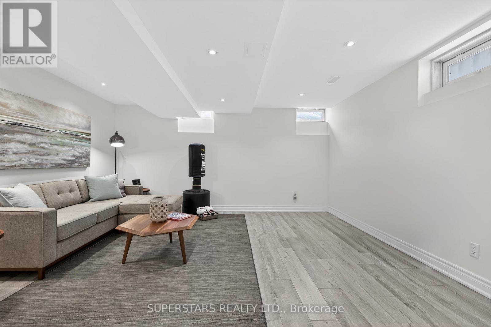 68 Albright Crescent, Richmond Hill, Ontario  L4E 4Z4 - Photo 38 - N12949158