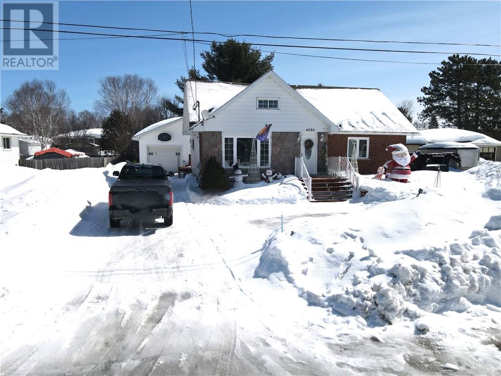 4290 St. Michel Street, Hanmer, Ontario  P3P 1N2 - Photo 1 - 2126983