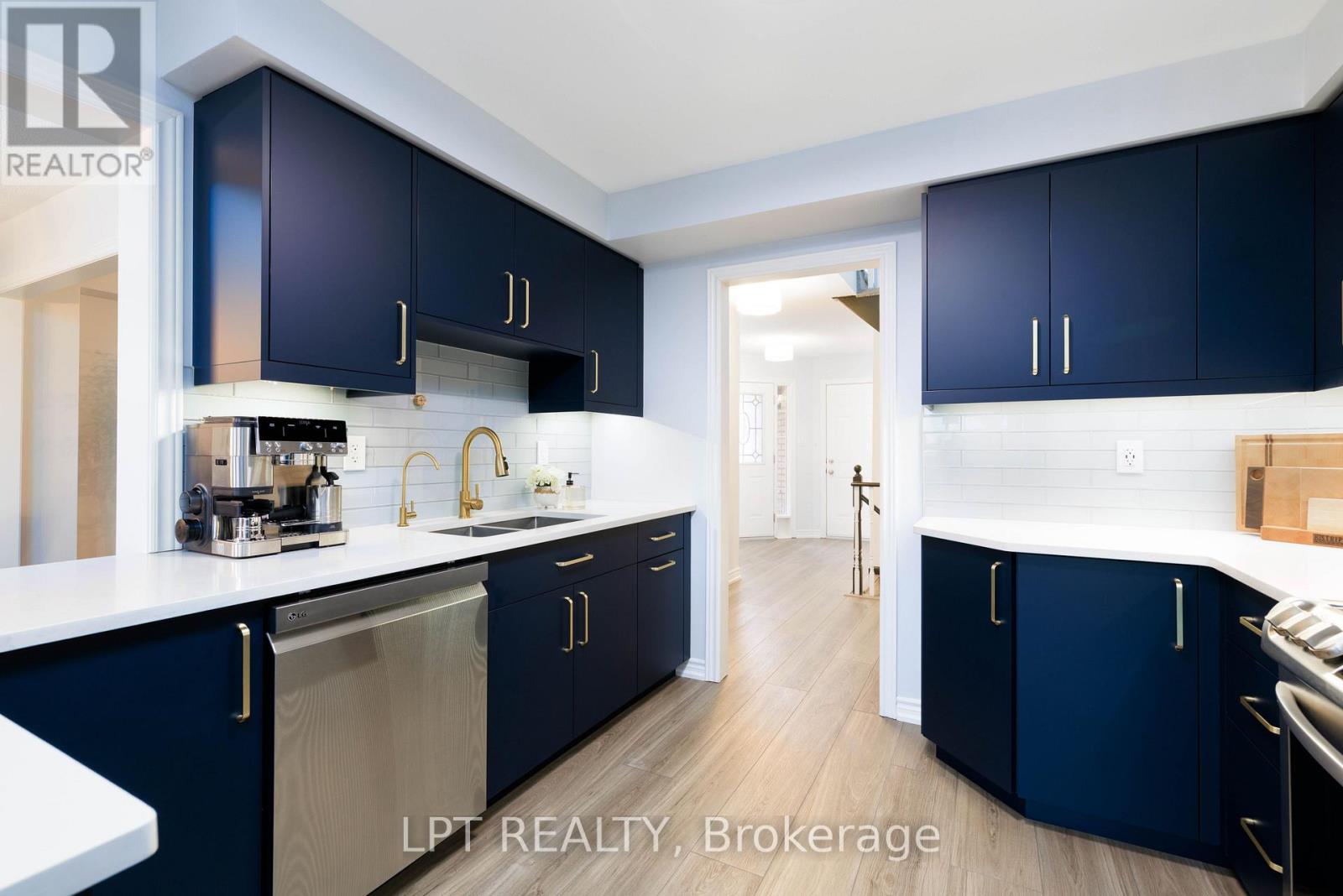 51 Catherine Drive, Barrie, Ontario  L4N 0H1 - Photo 11 - S12949150