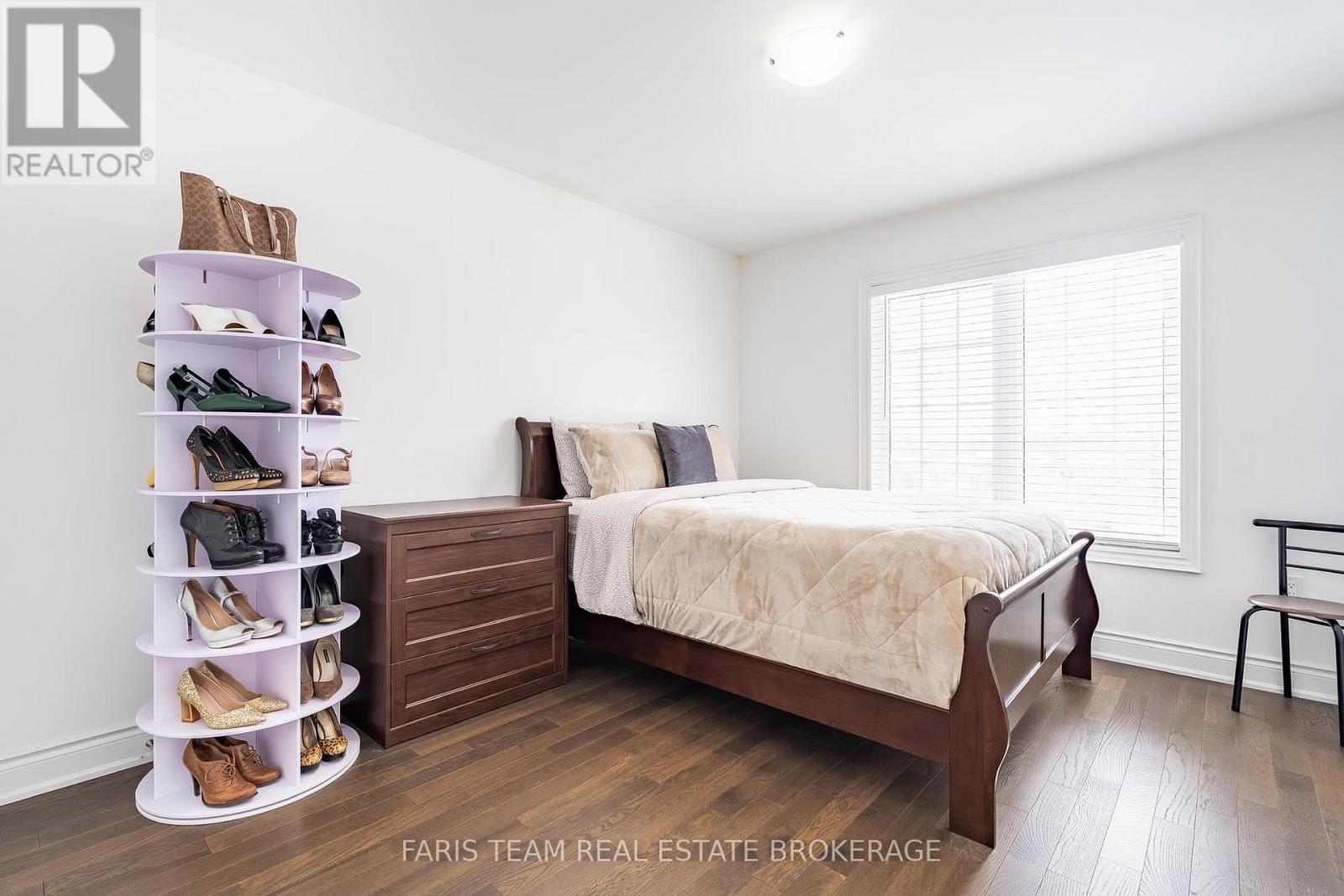 27 Harvest Crescent, Barrie, Ontario  L9J 0T3 - Photo 22 - S12949176