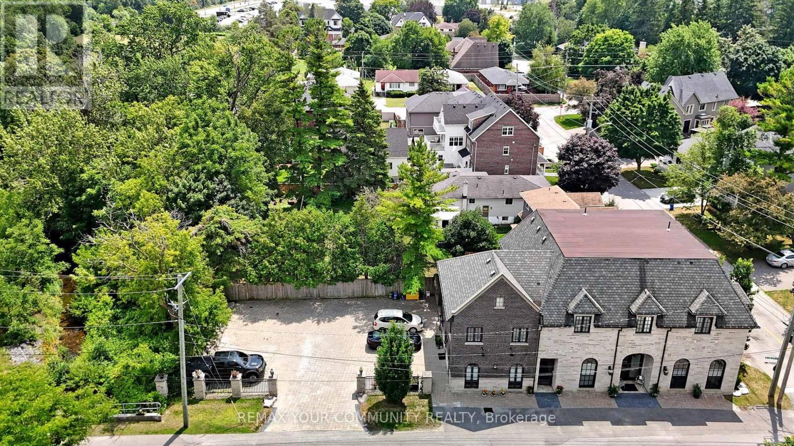 42 Somerville Street, Whitchurch-Stouffville, Ontario  L4A 1G6 - Photo 3 - N12946174