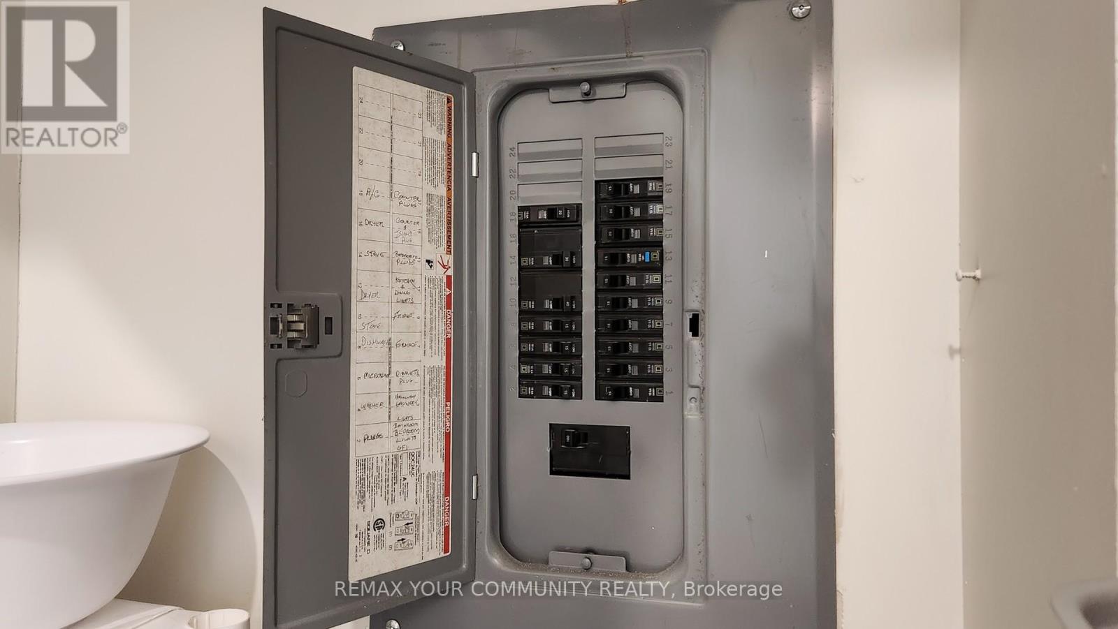 42 Somerville Street, Whitchurch-Stouffville, Ontario  L4A 1G6 - Photo 47 - N12946174