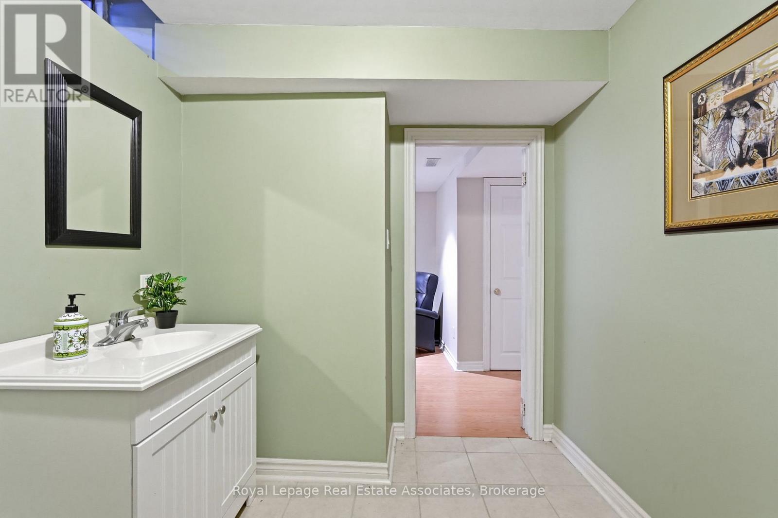 3173 Spring Creek Crescent, Mississauga, Ontario  L5N 4S2 - Photo 38 - W12947238