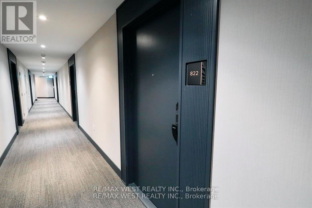 822 - 395 Dundas Street W, Oakville, Ontario  L6M 5R8 - Photo 6 - W12830532