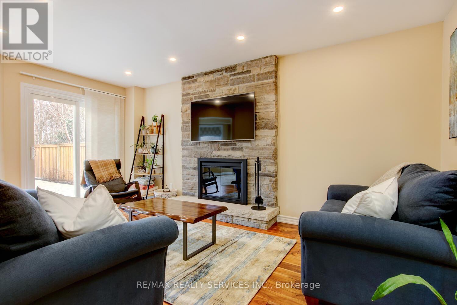 28 Chickadee Crescent, Brampton, Ontario  L6Z 3L2 - Photo 16 - W12949130