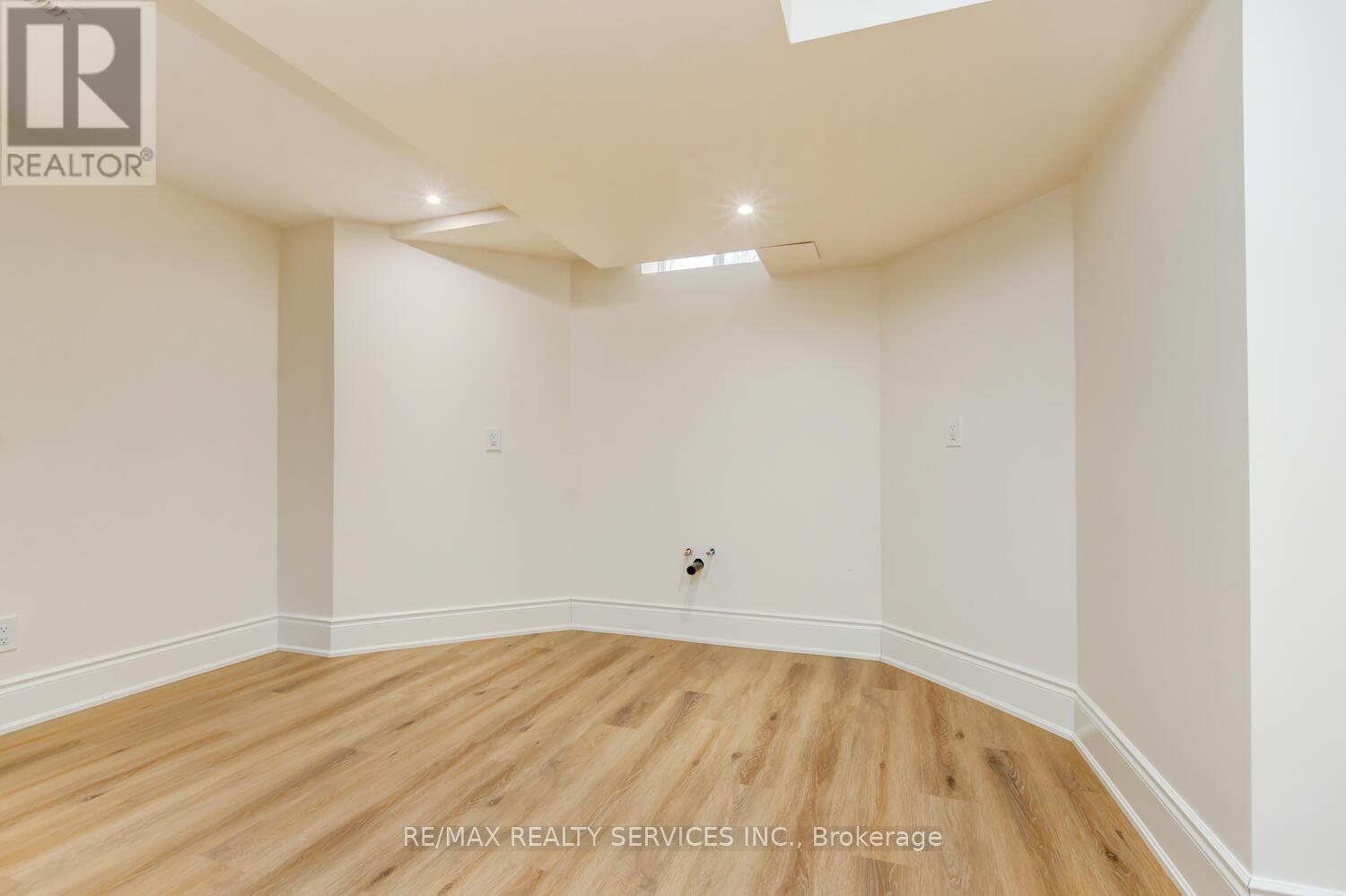 28 Chickadee Crescent, Brampton, Ontario  L6Z 3L2 - Photo 34 - W12949130