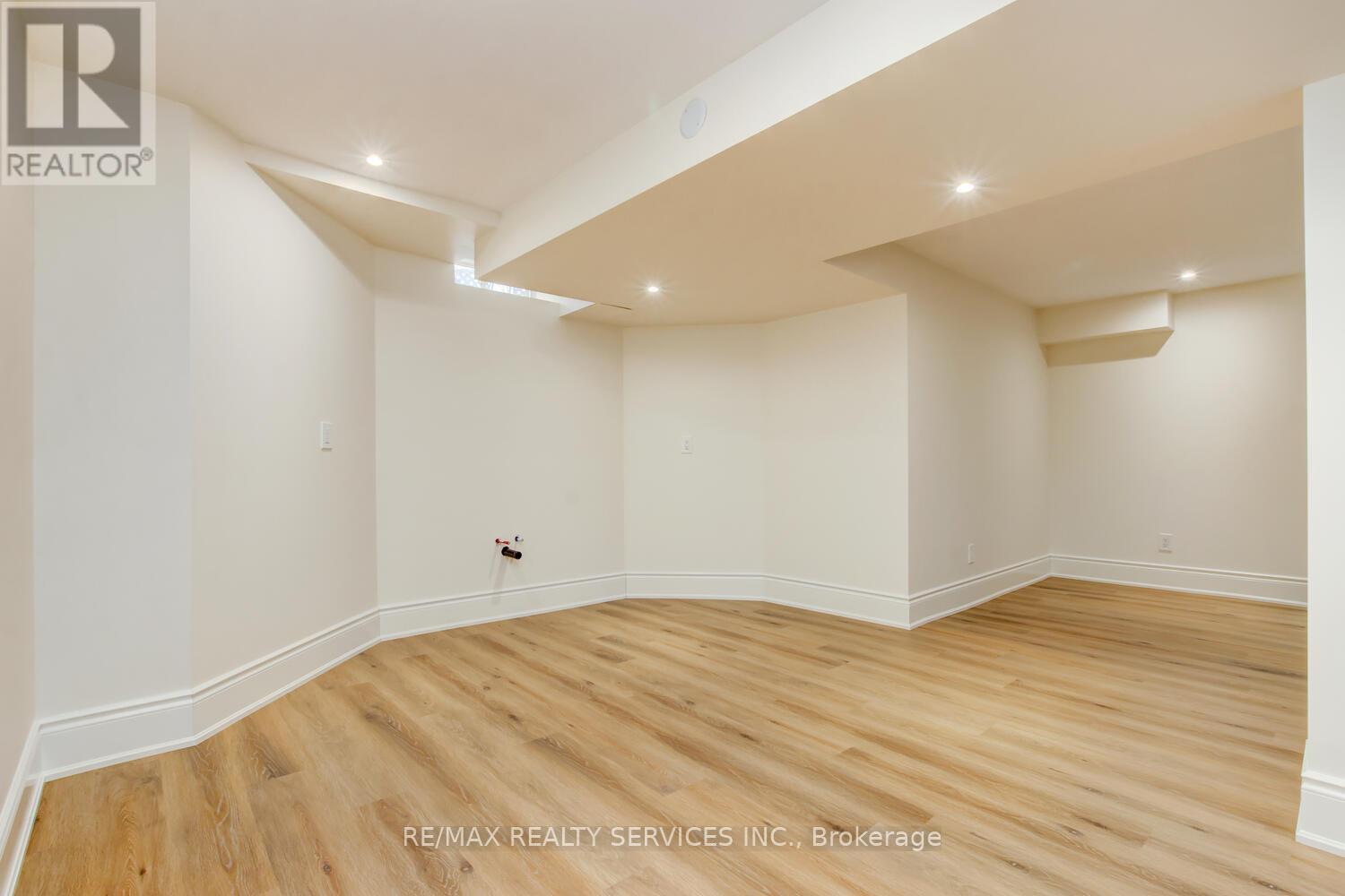 28 Chickadee Crescent, Brampton, Ontario  L6Z 3L2 - Photo 35 - W12949130