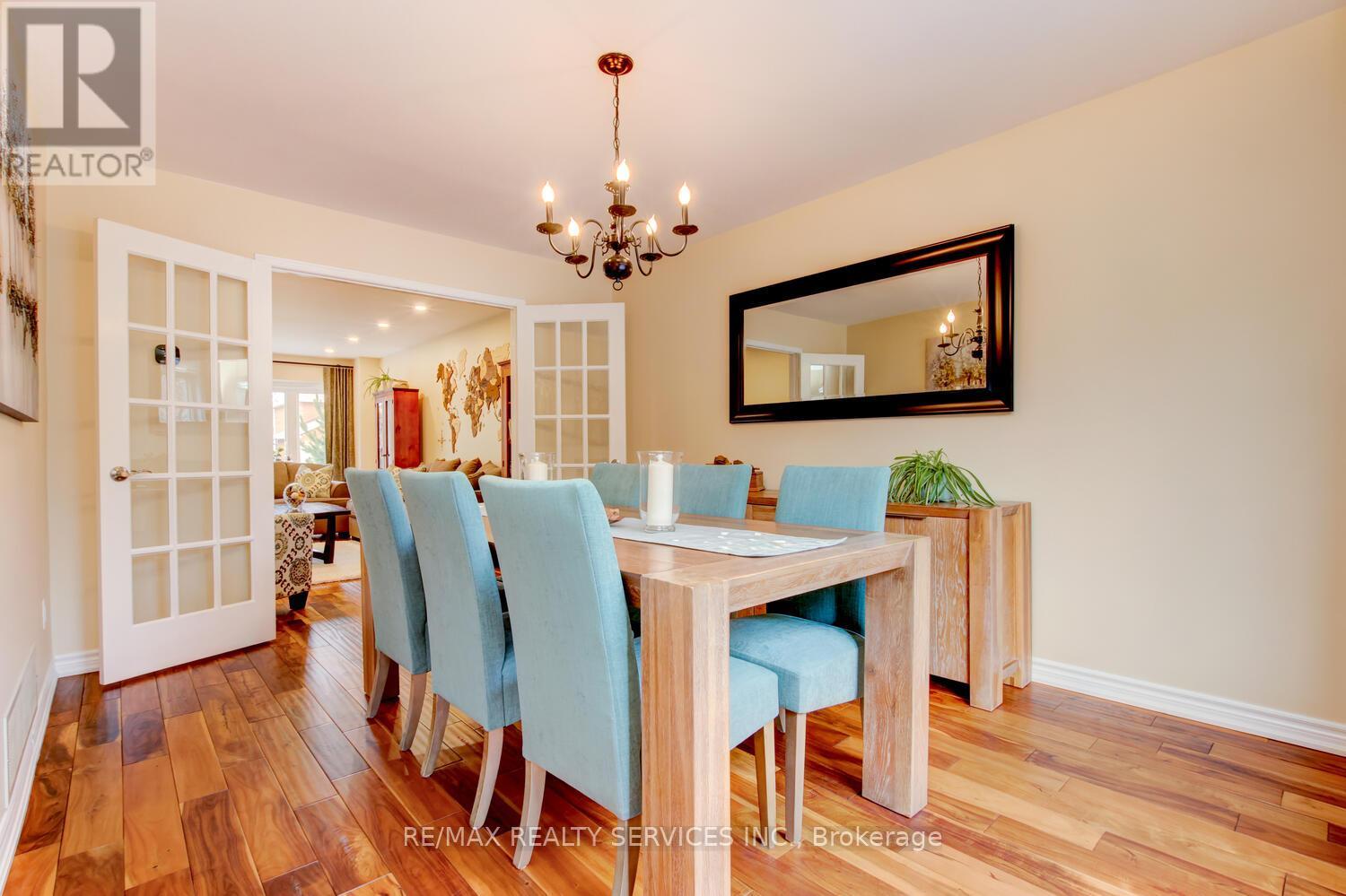 28 Chickadee Crescent, Brampton, Ontario  L6Z 3L2 - Photo 7 - W12949130