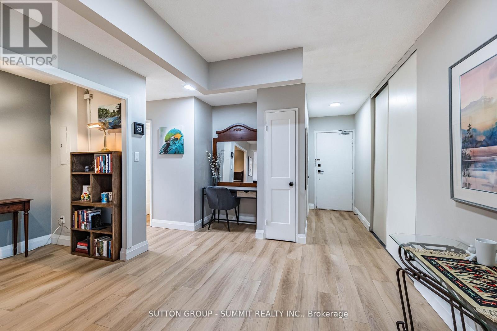 618 - 700 Dynes Road, Burlington, Ontario  L7H 3M2 - Photo 8 - W12949134