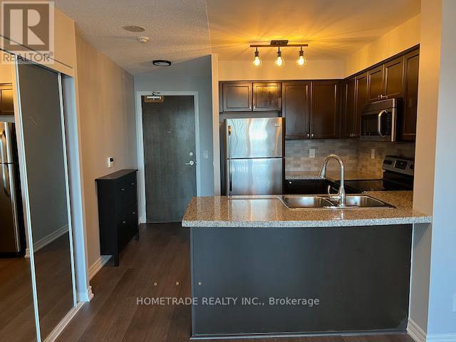 1709 - 3 Michael Power Place, Toronto, Ontario  M9A 0A2 - Photo 4 - W12949148